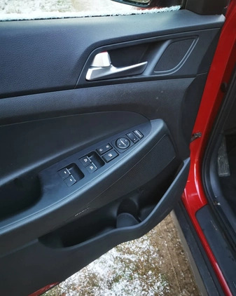 Hyundai Tucson cena 84000 przebieg: 157000, rok produkcji 2019 z Rzgów małe 137